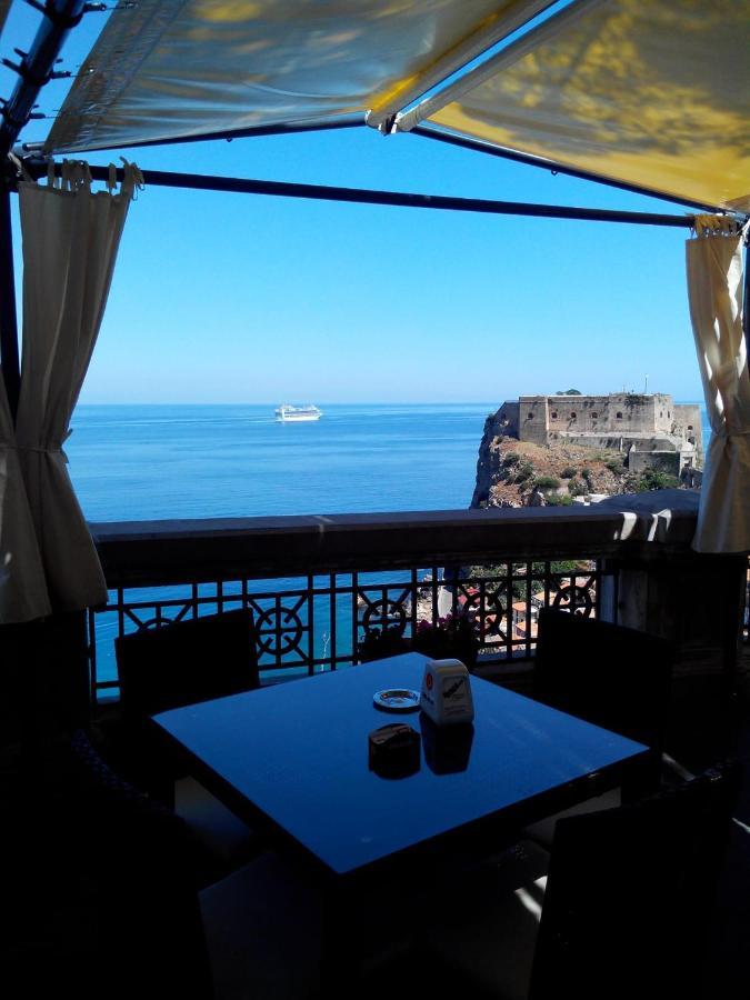 Scilla Sole Hotel Bagian luar foto
